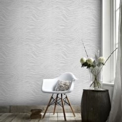 Superfresco Easy Vliesbehang Zebra Zilver 20-124 8 Superfresco Easy Vliesbehang Zebra Zilver 20-124 -Behang Verkoop 123 1200