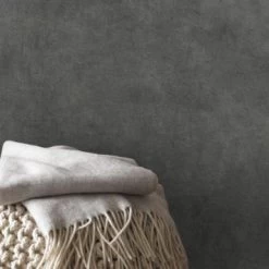 Superfresco Easy Vliesbehang Beton Cire Donkergrijs 106992 -Behang Verkoop 123 546